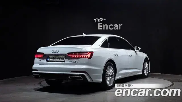 Audi A6 2021 — Фото 2/20
