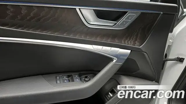 Audi A6 2021 — Фото 17/20