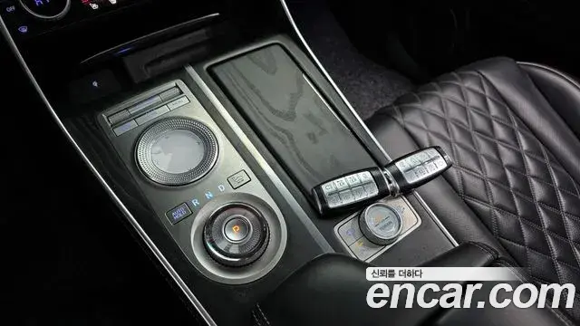 Genesis GV80 2020 — Şəkil 15/20