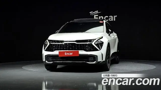 Kia Sportage 2021 — Фото 3/20
