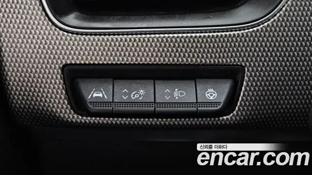 Renault Samsung XM3 2023 — Фото 18/20
