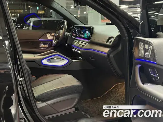 Mercedes-Benz GLS-Class 2023 — ფოტო 17/19