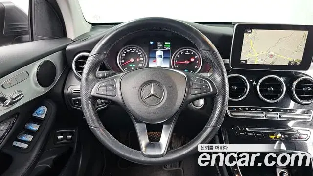 Mercedes-Benz GLC-Class 2018 — Фото 13/20