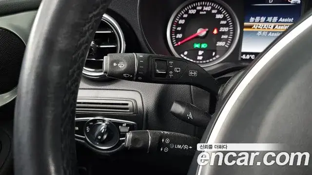 Mercedes-Benz GLC-Class 2018 — Фото 18/20