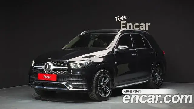 Mercedes-Benz GLE-Class 2020 — ფოტო 1/20