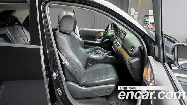 Mercedes-Benz GLE-Class 2020 — ფოტო 10/20