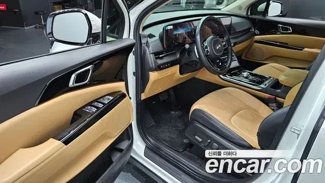 Kia Carnival 2020 — Фото 11/20