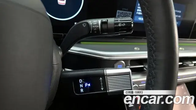 Hyundai Grandeur Hybrid 2023 — ფოტო 18/20
