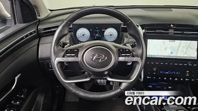 Hyundai Tucson Hybrid 2023 — ფოტო 15/20