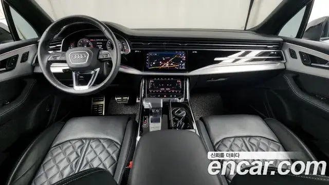 Audi Q7 2023 — Фото 7/20