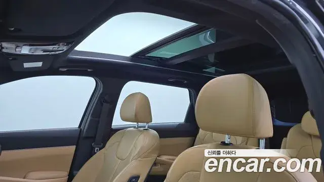Kia Sorento 2022 — Фото 19/20