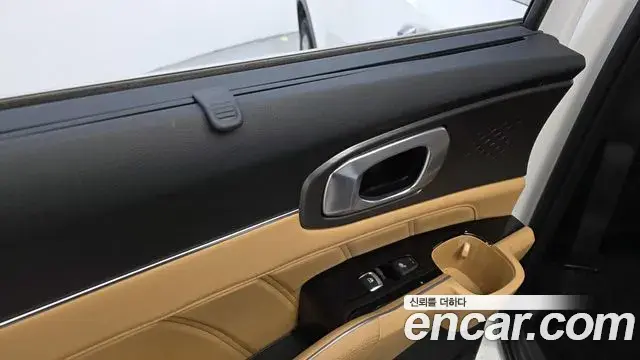 Kia Sorento 2022 — Photo 9/20