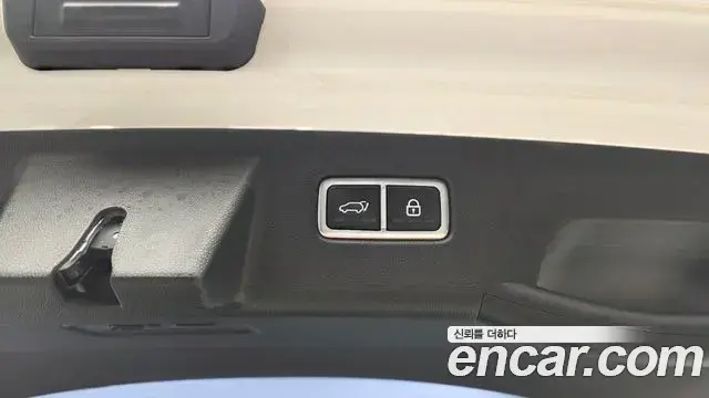 Kia Sorento 2022 — Photo 1/20