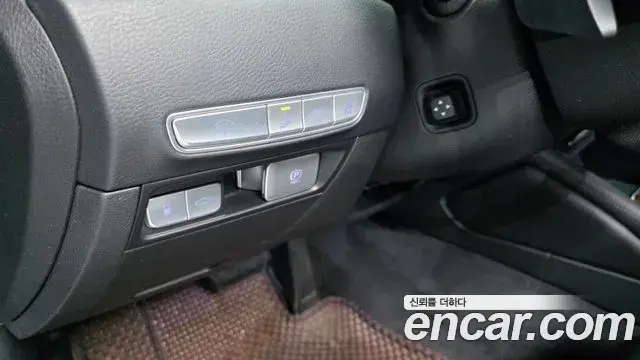 Kia The K9 2018 — Photo 10/20