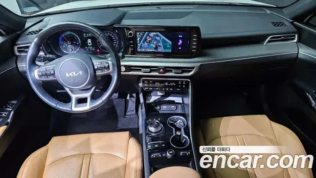 Kia K5 2022 — ფოტო 1/20