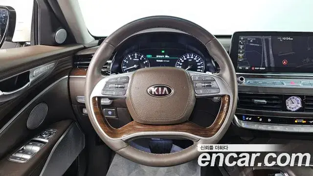 Kia The K9 2018 — Photo 17/20