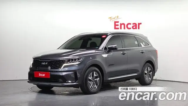 Kia Sorento 2022 — Фото 1/20