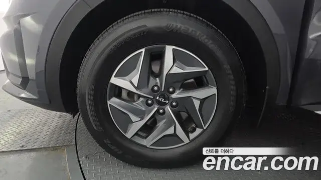 Kia Sorento 2022 — Фото 5/20