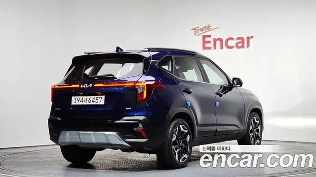 Kia Seltos 2024 — Photo 3/20