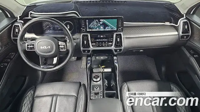 Kia Sorento 2022 — Photo 7/20