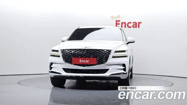 Genesis GV80 2021 — ფოტო 17/20