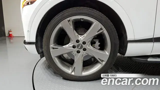 Genesis GV80 2021 — ფოტო 6/20
