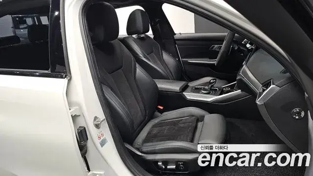 BMW 3 Series 2019 — Şəkil 14/20