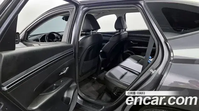 Hyundai Tucson Hybrid 2022 — ფოტო 10/20