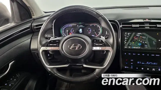 Hyundai Tucson Hybrid 2022 — ფოტო 8/20