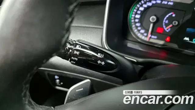 Hyundai Tucson Hybrid 2022 — ფოტო 15/20