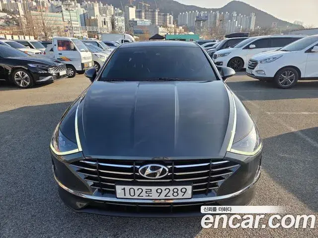 Hyundai Sonata Hybrid 2021 — ფოტო 8/20