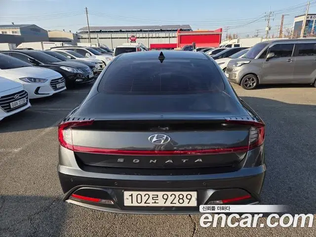 Hyundai Sonata Hybrid 2021 — ფოტო 20/20
