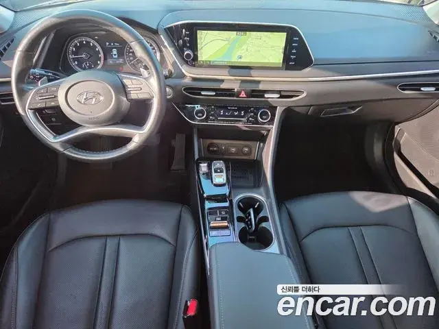 Hyundai Sonata Hybrid 2021 — ფოტო 13/20