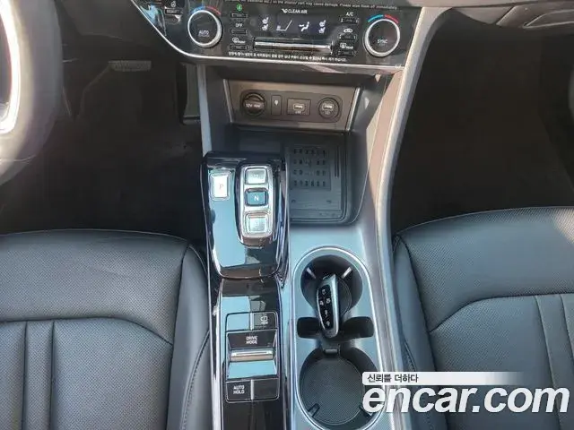 Hyundai Sonata Hybrid 2021 — ფოტო 1/20