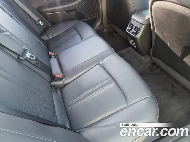 Hyundai Sonata Hybrid 2021 — ფოტო 9/20