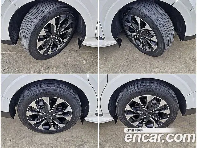 Kia Carnival 2023 — Фото 20/20