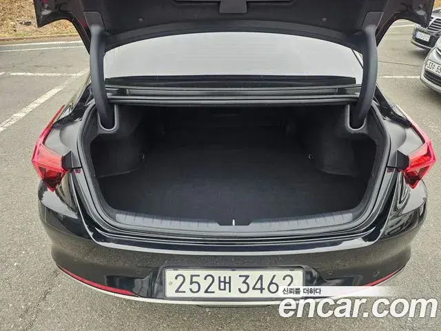 Kia K8 2024 — Şəkil 14/20