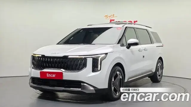 Kia Carnival 2024 — ფოტო 6/20