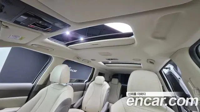 Kia Carnival 2024 — ფოტო 3/20