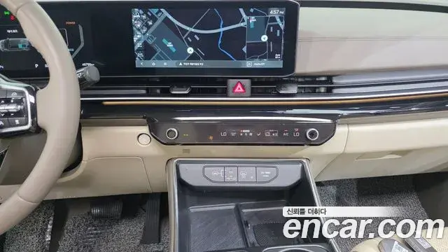 Kia Carnival 2024 — ფოტო 8/20