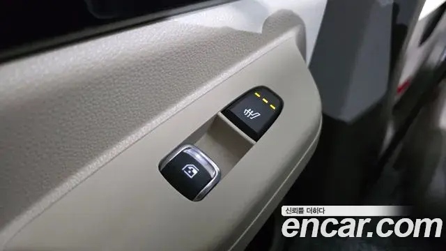 Kia Carnival 2024 — ფოტო 7/20