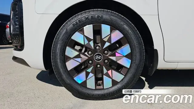 Hyundai Staria 2021 — Şəkil 20/20