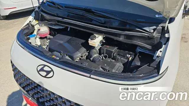 Hyundai Staria 2021 — Şəkil 19/20