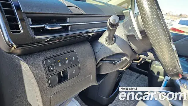 Hyundai Staria 2021 — Şəkil 11/20