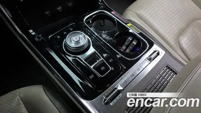 Kia Carnival 2021 — Фото 9/20
