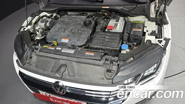 Volkswagen Arteon 2019 — Şəkil 11/20
