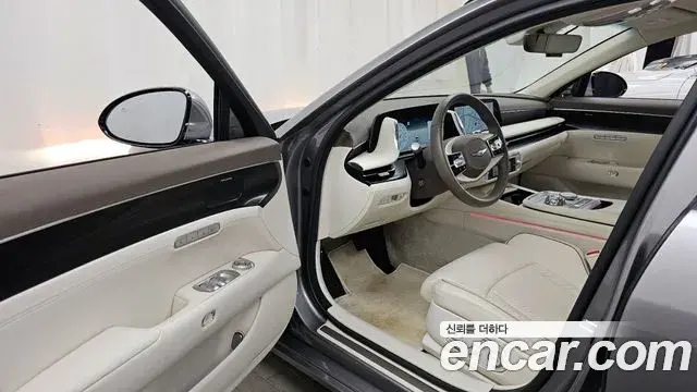 Genesis G90 2024 — Photo 11/20