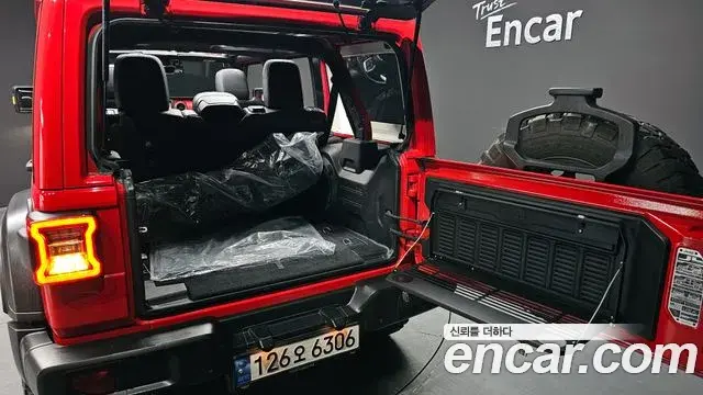 Jeep Wrangler 2022 — Photo 13/20