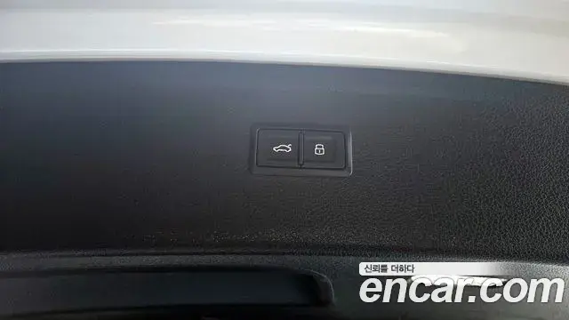 Audi Q5 2023 — Şəkil 14/20