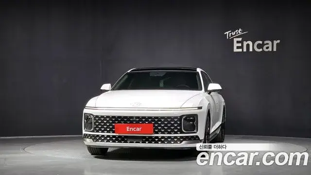 Hyundai Grandeur Hybrid 2023 — ფოტო 18/20